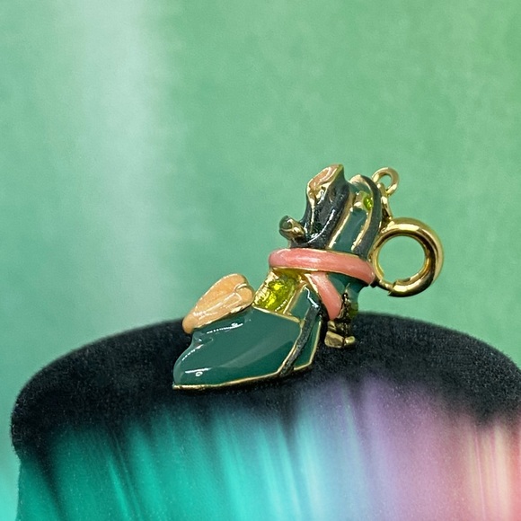 Kenneth J Lane Enamel Calla Lily Shoe Charm - Picture 2 of 8